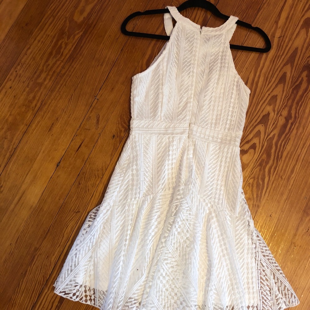 WHITE DRESS - Picture 3 of 3